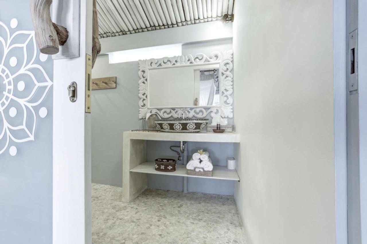 The Chillhouse Canggu By Bvr Bali Holiday Rentals Exterior photo